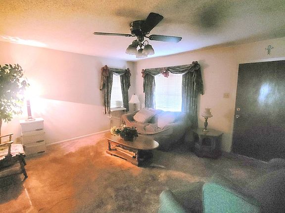 3rd image of 1506 E Bowie Ave
