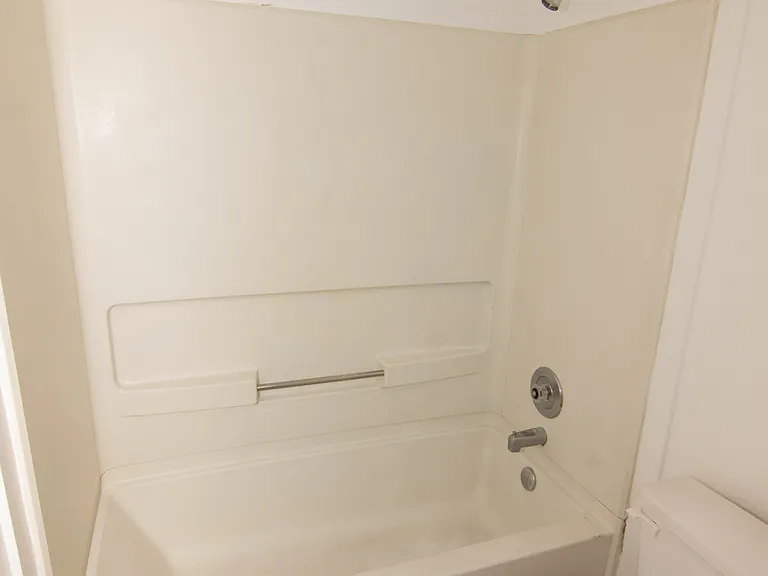 Stevens Square Apartments — Photo 184