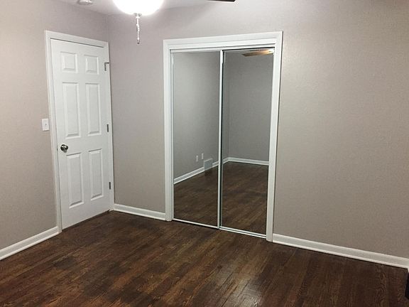 5th image of 6014 W Lincoln Way
