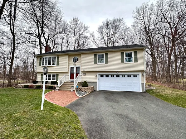 36 Stone Drive, Windsor Locks, CT 06096