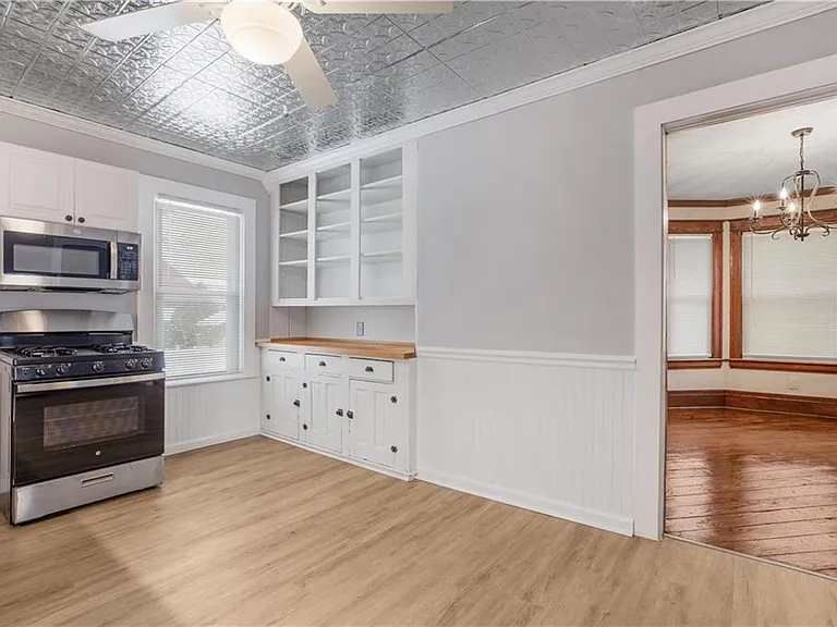 37 Niagara St — Photo 13