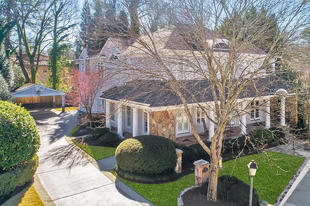 Property photo 2