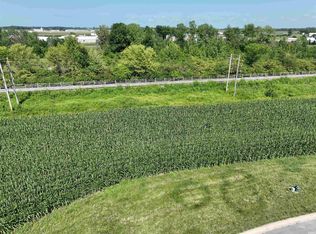 69 W Falcon Pointe Ct, Muncie, IN 47304