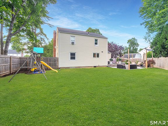 4th image of 137 Mohawk Drive
