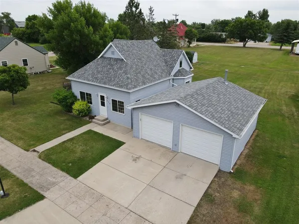 648 3rd Ave, Lansford, ND 58750