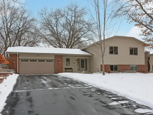 11773 Van Buren St NE, Blaine, MN 55434