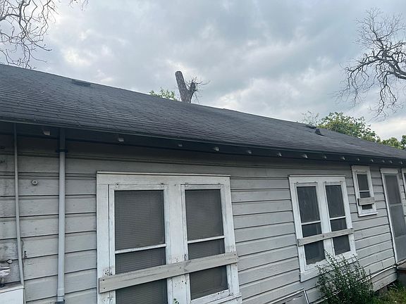 4th image of 1511 Weiss St