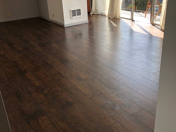 EXPANSIVE LIVING ROOM, DINING ROOM WITH BUILT IN CABINETS