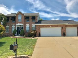990 Northwestern Ave, Fairview Heights, IL