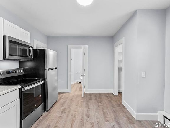 4th image of 41 Spring St #3