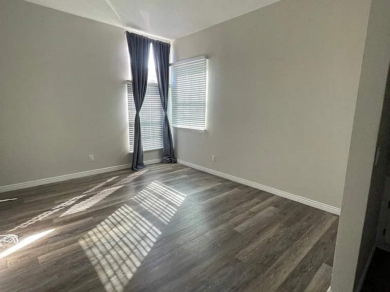 270 Dahlia Ave #10 — Photo 23