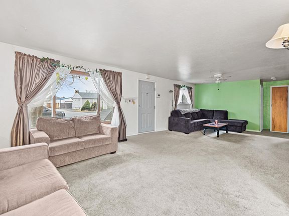 2nd image of 1511 N 18th Ave