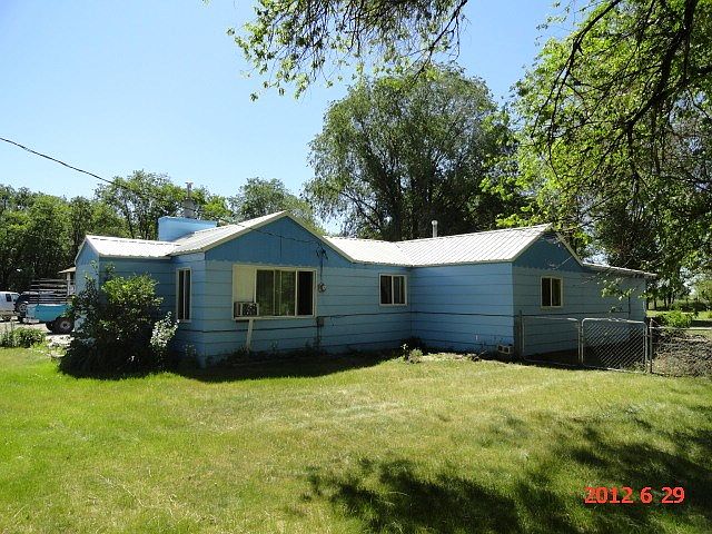 2nd image of 260 W Main St