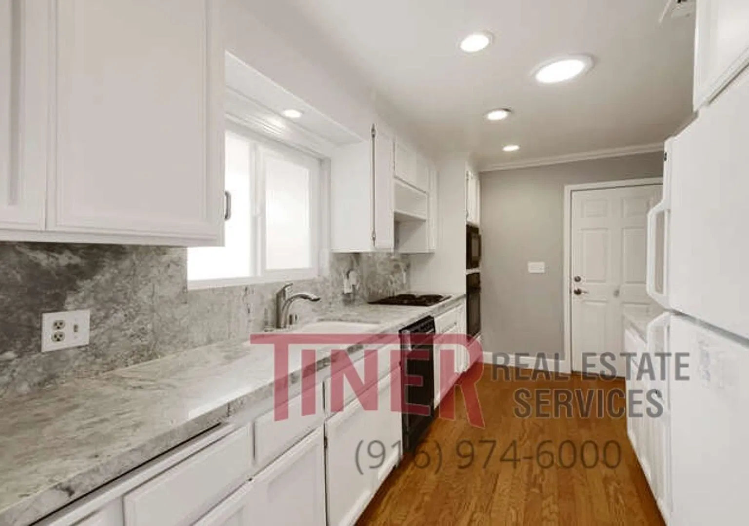 1040 Hampton Rd - Available Now- Tier 2 — Photo 3