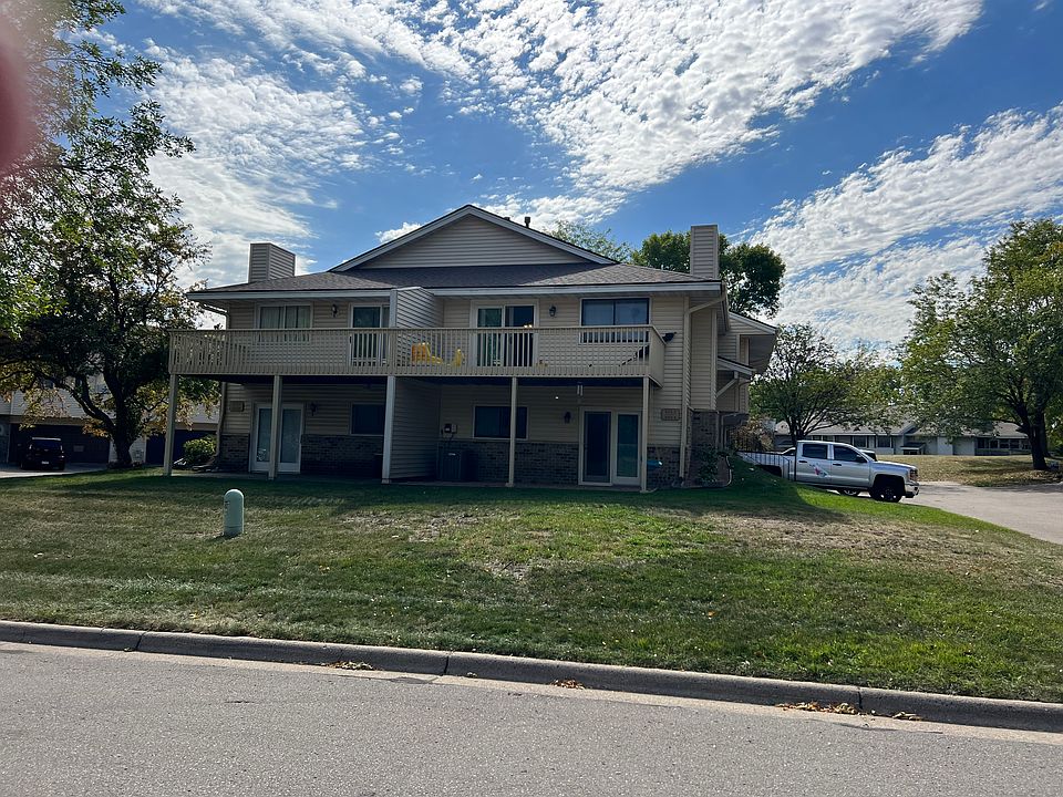 1st image of 1012 Aston Cir