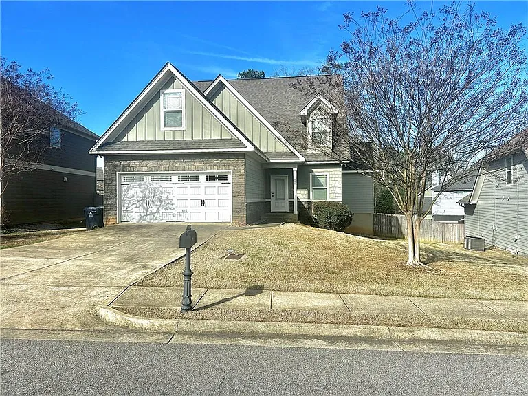 355 Frontier Cir — Photo 5