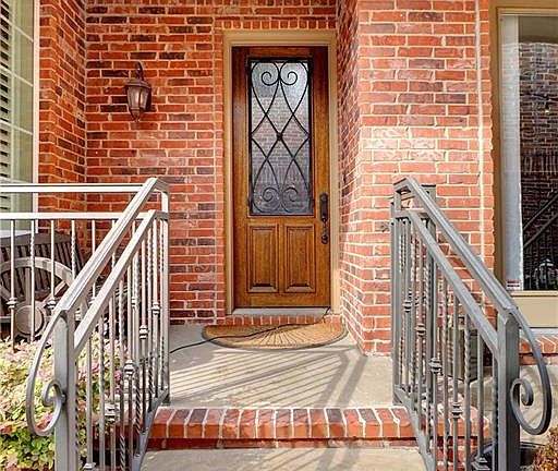 2nd image of 5012 Birchman Ave