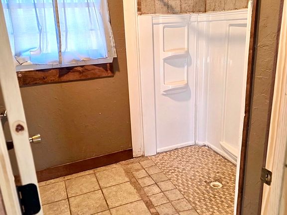 5th image of 4583 W Clear Branch Rd