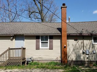 2913 Parkside Ave, McHenry, IL 60051
