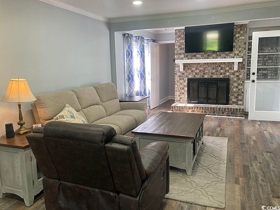 2nd image of 497 Country Club Dr.