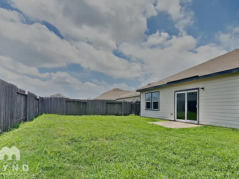 10068 Pappas Dr — Photo 20