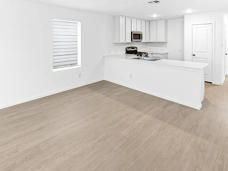 4961 Winecup Cv — Photo 6