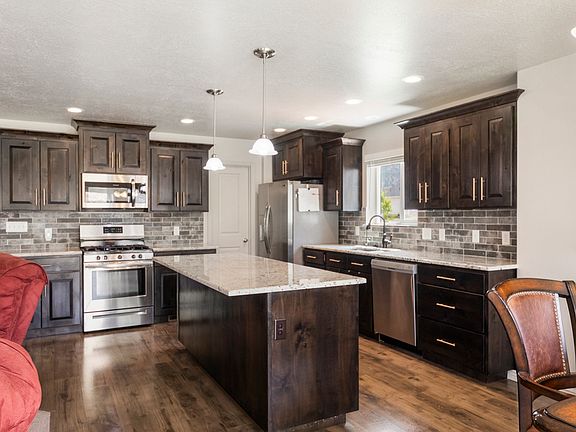 2nd image of 1788 S Longview Rd