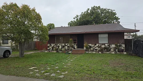 3403 Johnston Ave Photo 1