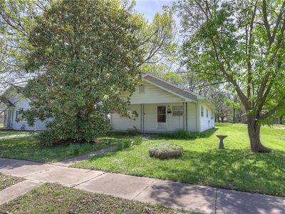 908 E 11th St, Pittsburg, KS, 66762