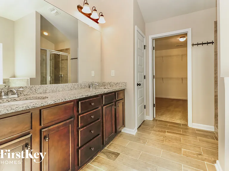 225 Villa Grande Dr — Photo 12