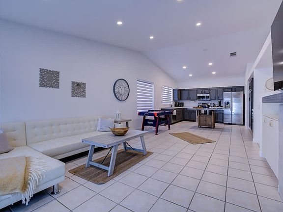 4th image of 45191 Palmwood Dr