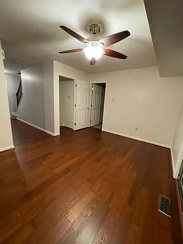 4047 Yorktown Dr — Photo 12