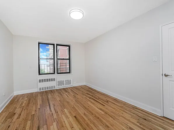 3101 Ocean Parkway image 15 of 28
