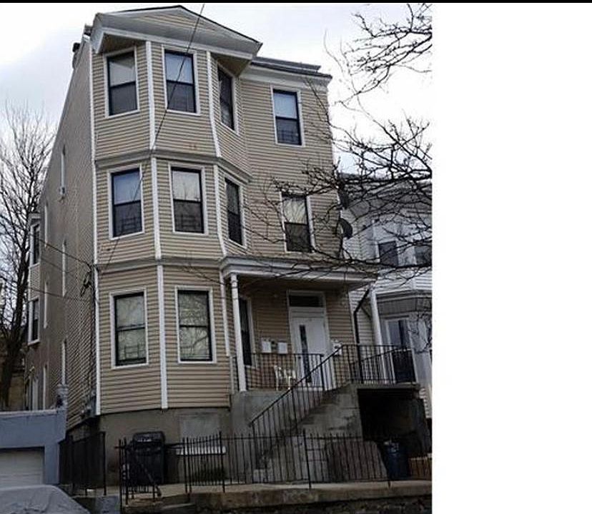 1st image of 220 Woodworth Ave APT 3