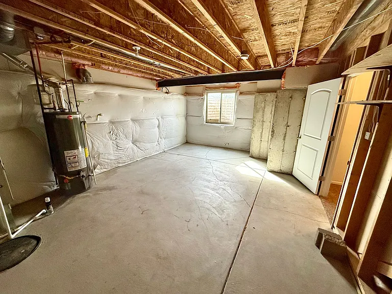 7374 Andover St — Photo 23