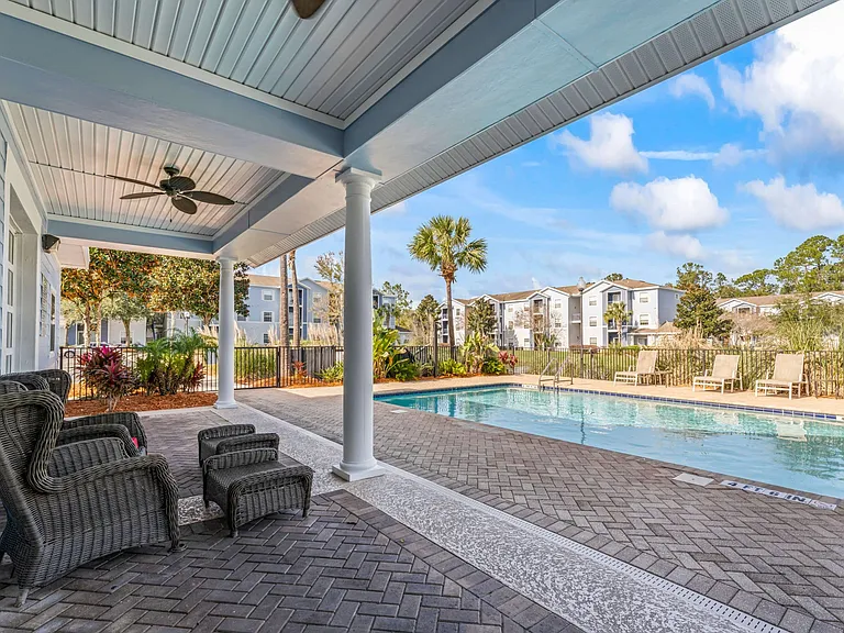 Eden's Edge Apartments — Photo 6