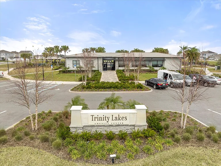 2049 Heart Lake Dr — Photo 66