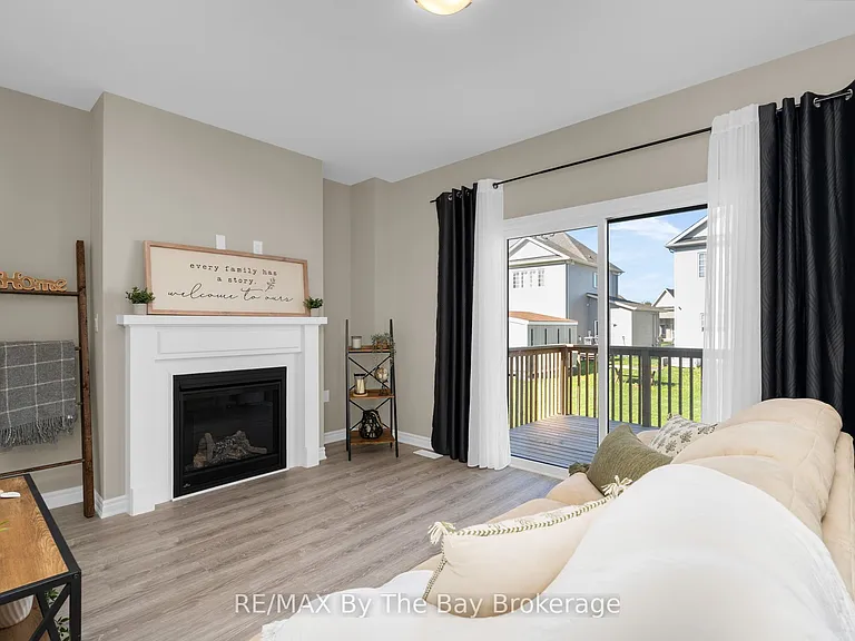 214 Cubitt St — Photo 13
