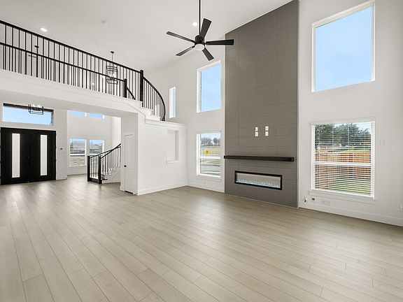 7th image of this home