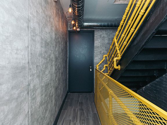 4th image of 131 Tompkins Ave APT 2