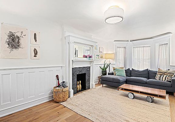 3rd image of 908 Saint Johns Pl #1