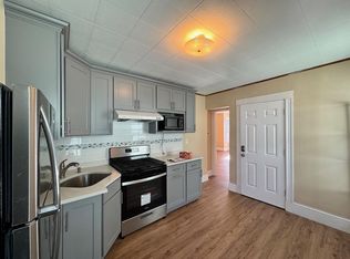 51 Beacon St #2B-201, Somerville, MA 02143