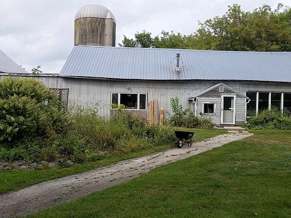 Workshop and Garden house