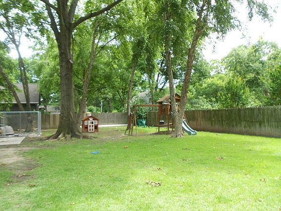 5th image of 145 Alta Vista Dr