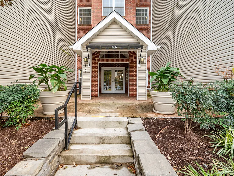 3309 Wyndham Cir #1183 — Photo 30