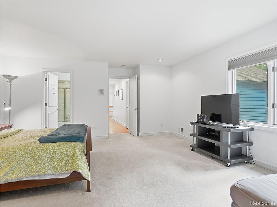 3104 Quarton Rd, photo 24