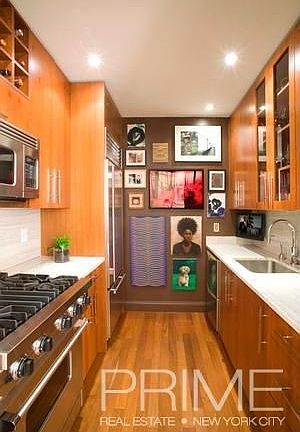 3rd image of 88 Greenwich St APT 707