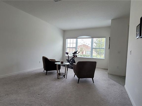 3rd image of 440 Kestrel Dr