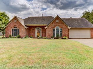 615 Jockey Cv, Collierville, TN 38017