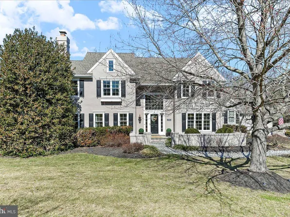 345 Country Ln, Phoenixville, PA 19460